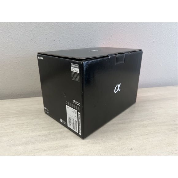 Sony a7 IV 33 MP Mirrorless Camera Body Only Box & Accessories See Description - Picture 14 of 15